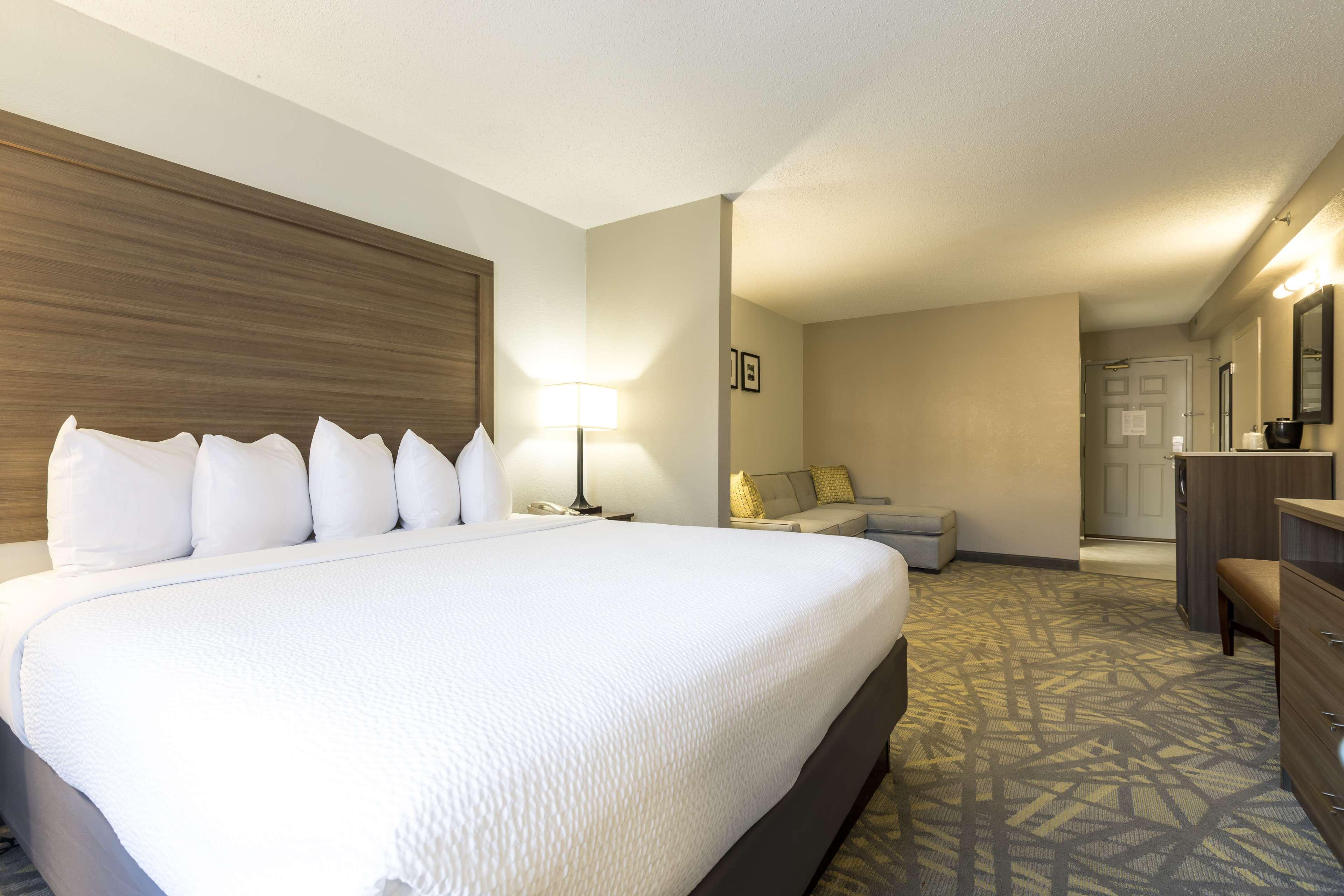 Country Inn & Suites By Radisson Asheville Downtown Tunnel Road Eksteriør billede