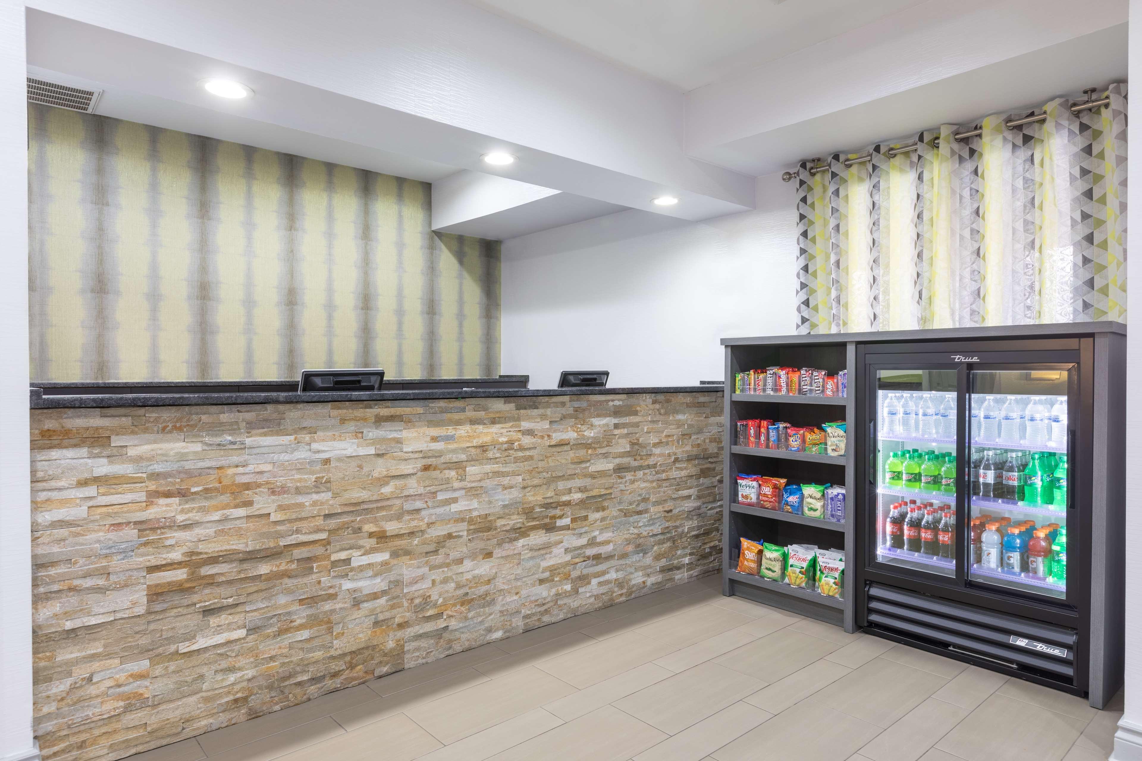 Country Inn & Suites By Radisson Asheville Downtown Tunnel Road Eksteriør billede