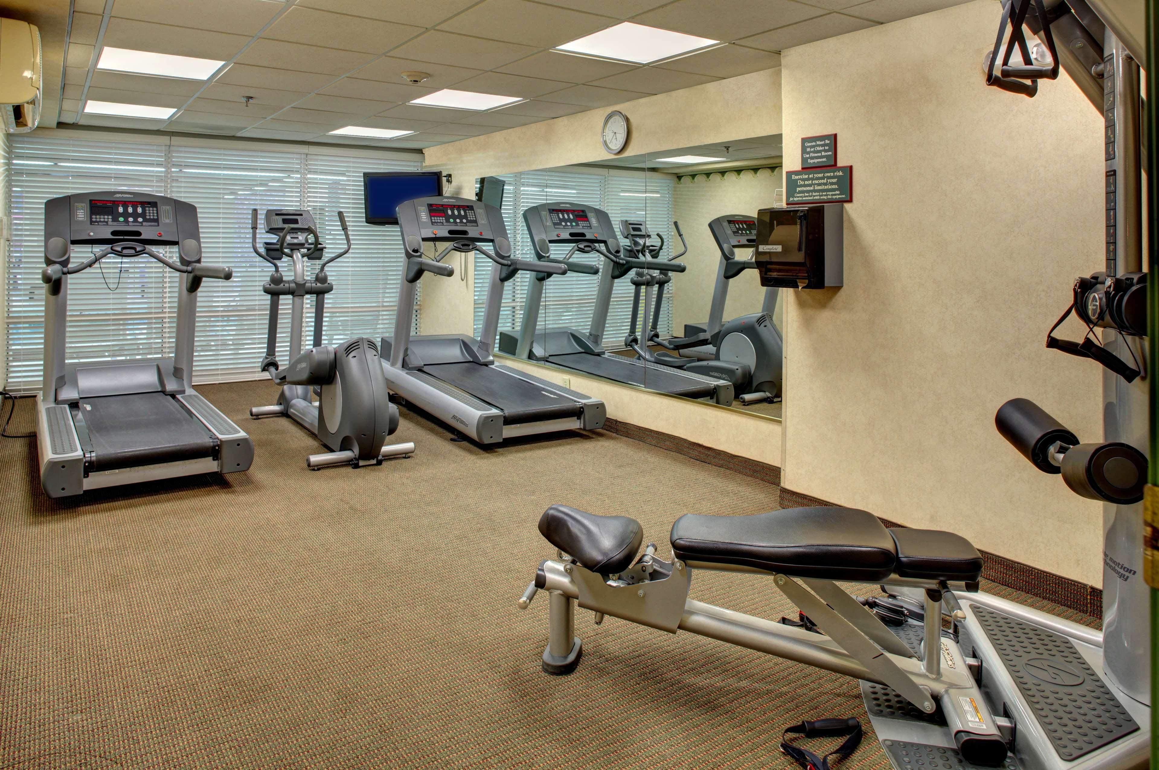 Country Inn & Suites By Radisson Asheville Downtown Tunnel Road Eksteriør billede
