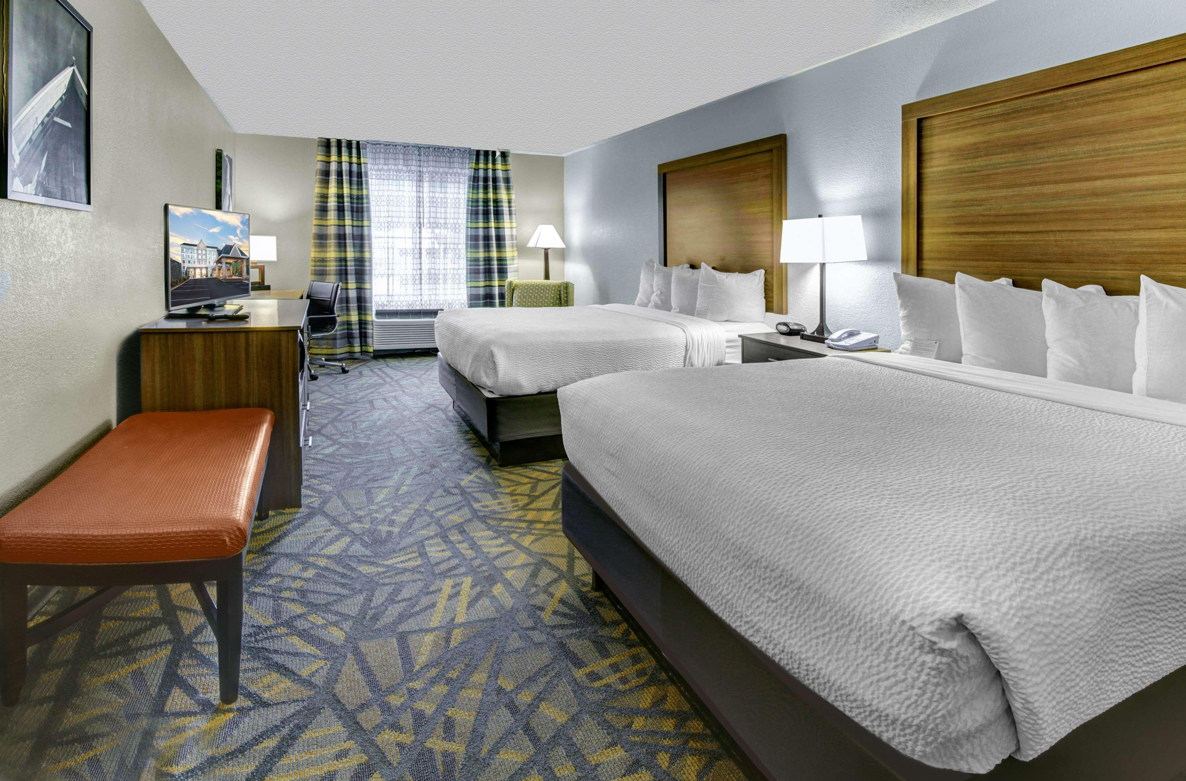 Country Inn & Suites By Radisson Asheville Downtown Tunnel Road Eksteriør billede