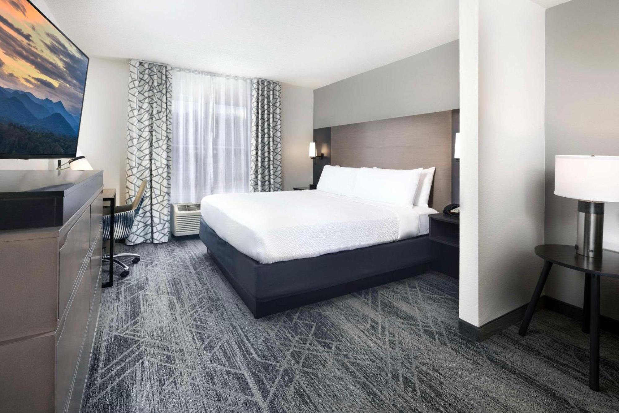 Country Inn & Suites By Radisson Asheville Downtown Tunnel Road Eksteriør billede