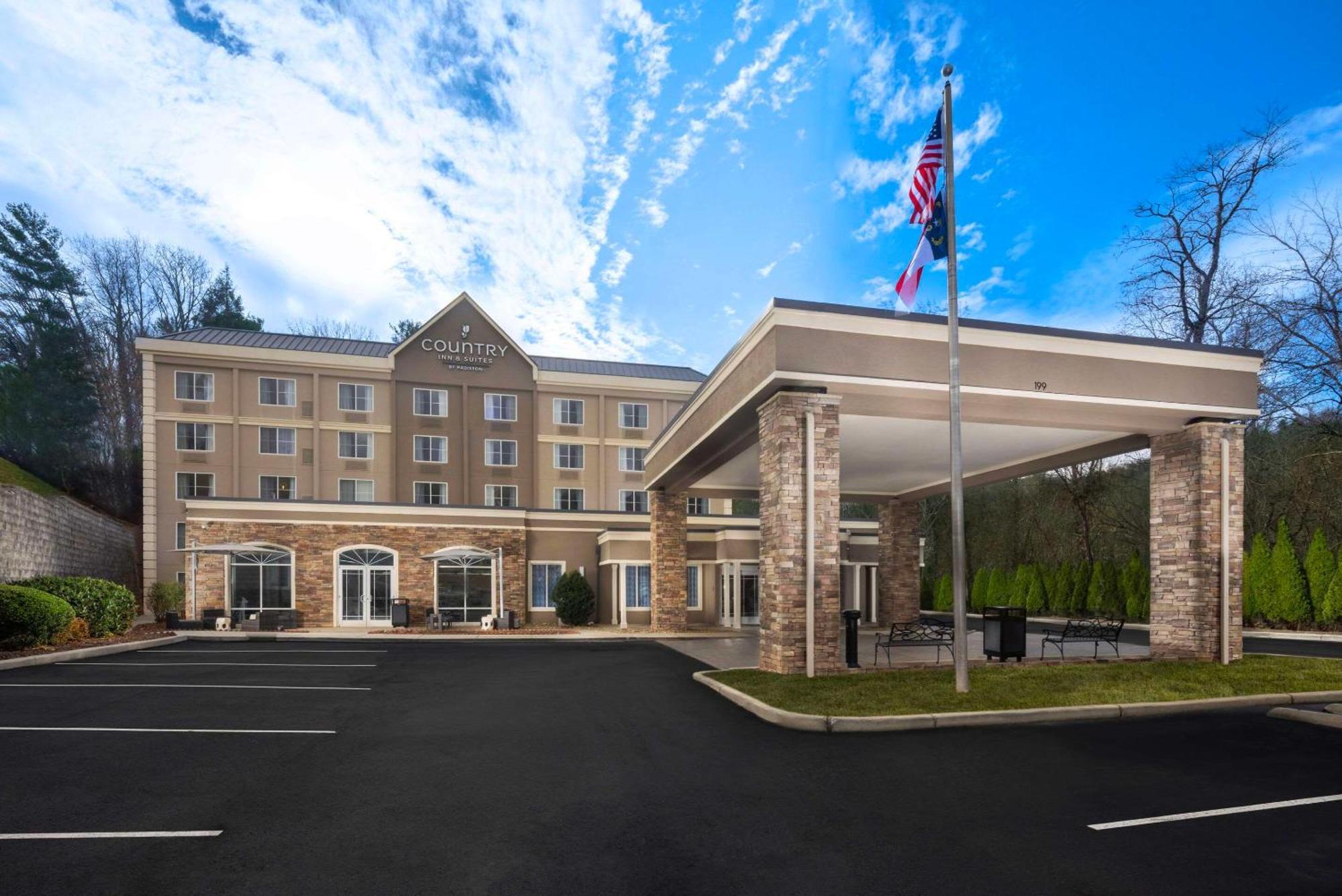 Country Inn & Suites By Radisson Asheville Downtown Tunnel Road Eksteriør billede